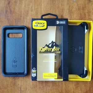 OtterBox Defender for Samsung Galaxy S10